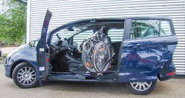 Ford B-MAX mit KADOMO-Ausstattung